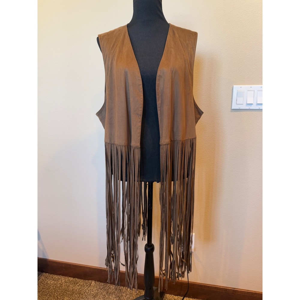 Forever 21 Plus Size 3X Brown Faux Suede Fringe Vest Boho Festival Western